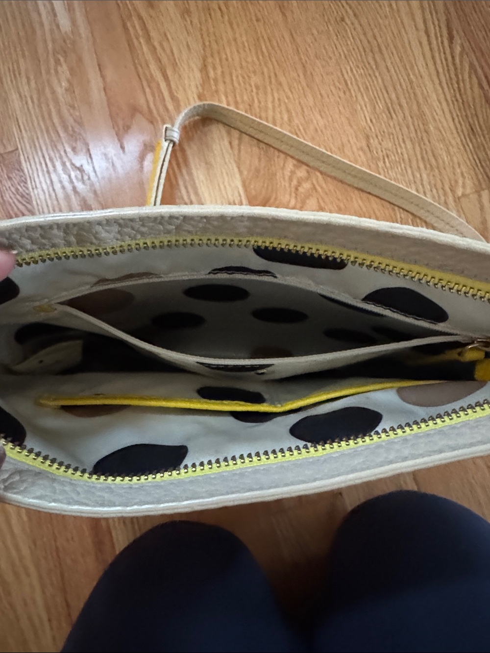 Kate Spade Grove Court Cora Yellow and Cream Colorblock Crossbody purse - Picture 8 of 11